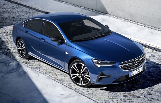 Opel Insignia B (2022) – pojistková skříňka