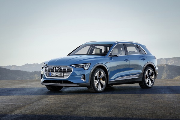 Audi e-tron (2019-2020) – pojistková skříňka