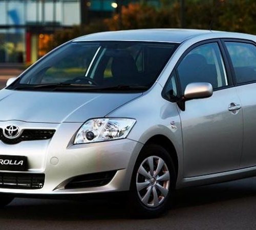 Toyota Corolla (2006-2013) – pojistková skříňka