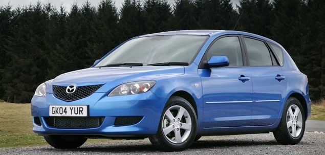 Mazda 3 BK (2003-2008) – Pojistková skříňka