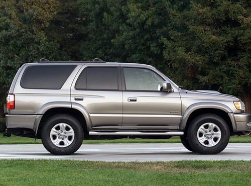 Toyota 4Runner (2001-2002) – pojistková skříňka