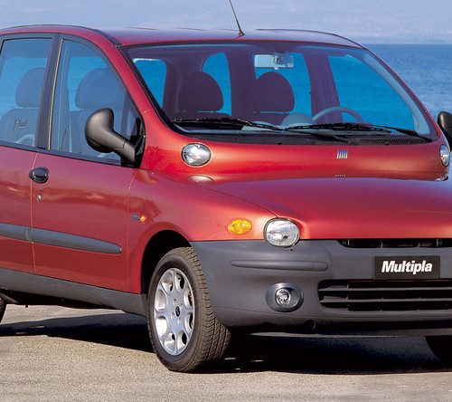 Fiat Multipla II (2004-2010) – pojistková skříňka