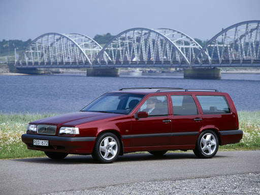 Volvo V70 (1998) – pojistková skříňka