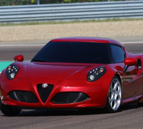 Alfa Romeo 4C (2013-2016) – pojistková skříňka