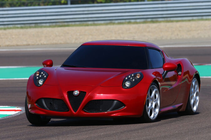 Alfa Romeo 4C (2013-2016) – pojistková skříňka