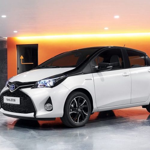 Toyota Yaris XP130 a XP150 (2011-2018) – pojistková skříňka