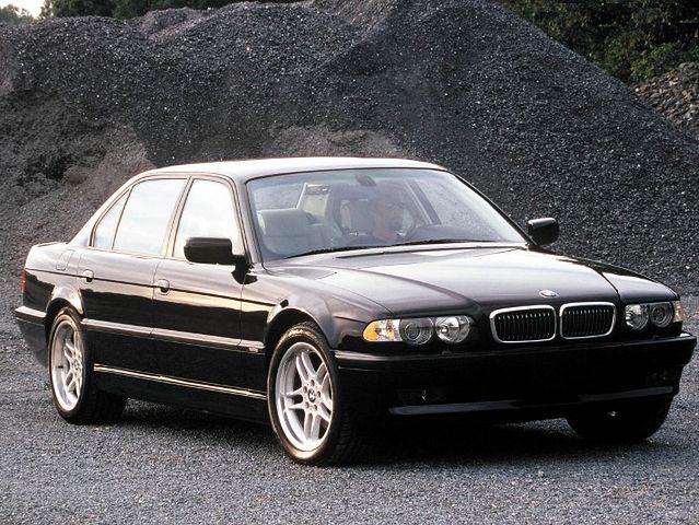 BMW 7 E38 (1994-2001) – pojistková skříňka