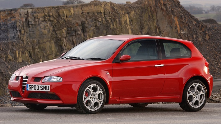 Alfa Romeo 147 (2001-2005) – pojistková skříňka