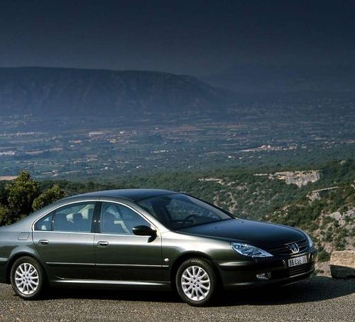 Peugeot 607 (2009) – pojistková skříňka