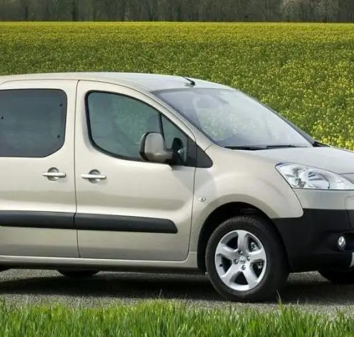 Peugeot Partner Tepee (2012-2013) – Pojistková skříňka