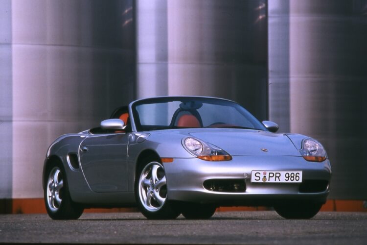 Porsche Boxster (986) (1996-2004) – Pojistková skříňka