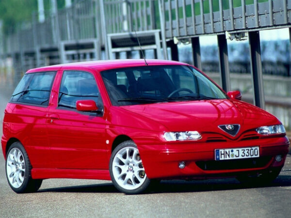 Alfa Romeo 145 (1994-2000) – pojistková skříňka