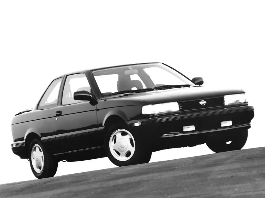 Nissan Sentra (1990-1994) – pojistková skříňka
