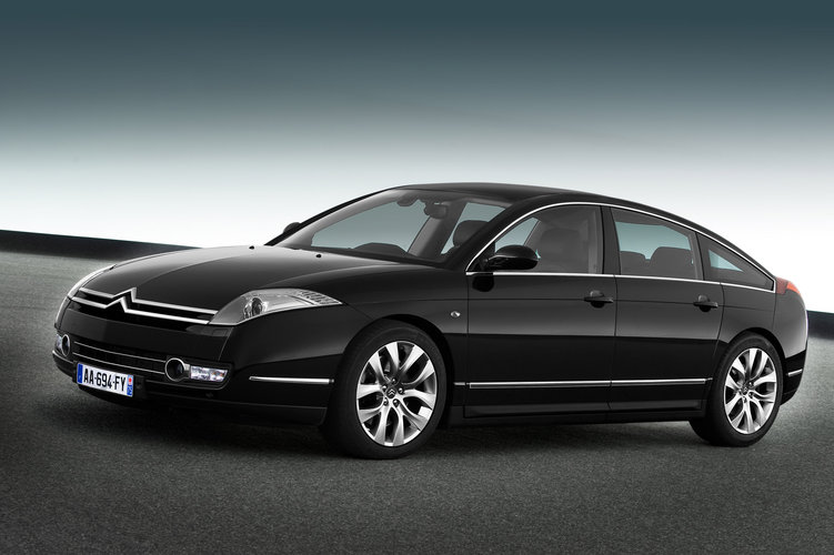 Citroen C6 (2005-2012) – Pojistková skříňka