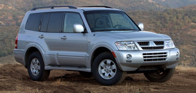 Mitsubishi Pajero (1999-2006) – Pojistková skříňka