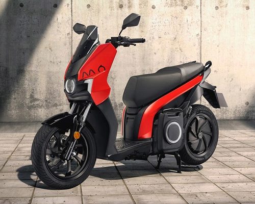 Seat MO 125 eScooter – pojistková skříňka