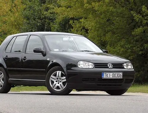 Volkswagen Golf 4 (1999-2006) – Pojistková skříňka
